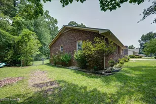 1412 Oxford Ln, New Bern, NC 28562 - Photo 4