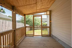 828 S Dogwood Ln, Swansboro, NC 28584 - Photo 24