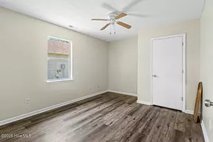 828 S Dogwood Ln, Swansboro, NC 28584 - Photo 12