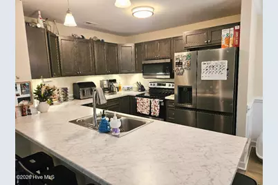 207 Sherwood Road, Jacksonville, NC 28540 - Photo 6