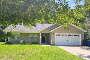 207 Sherwood Rd, Jacksonville, NC 28540 - Photo 1