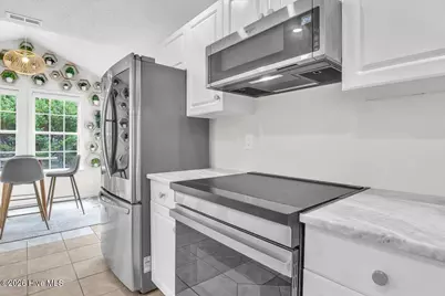 221 NE 60th Street, Oak Island, NC 28465 - Photo 20