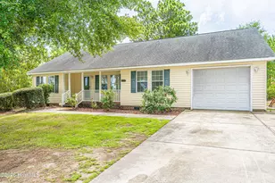 1431 Hylan Ave, Hamlet, NC 28345 - Photo 6