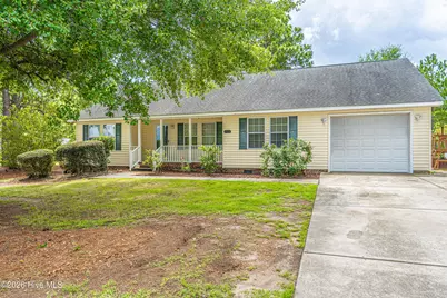 1431 Hylan Avenue, Hamlet, NC 28345 - Photo 1