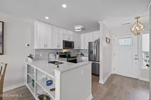 921 Canal Dr, Carolina Beach, NC 28428 - Photo 6