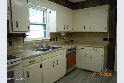 751 New Life Church Road, Tabor City, NC 28463 - Photo 10