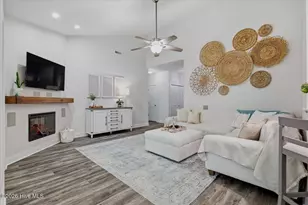 1138 Avenshire Cir, Wilmington, NC 28412 - Photo 18