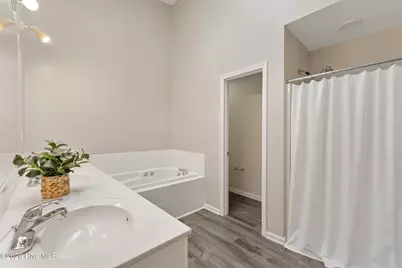 4126 Breezewood Drive #Apt 202, Wilmington, NC 28412 - Photo 18