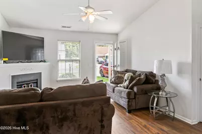 1109 Masters Lane, Greenville, NC 27834 - Photo 6