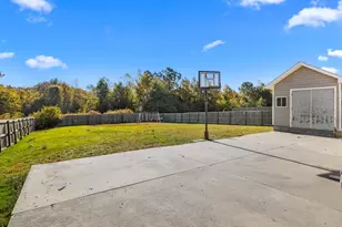 220 Emerald Ridge Rd, Jacksonville, NC 28546 - Photo 24