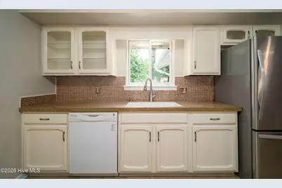 88 Parkway Drive, Jacksonville, NC 28540 - Photo 20
