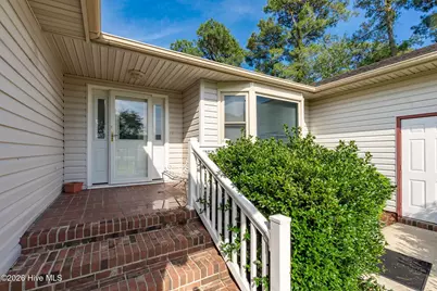 1011 Pelican Drive, New Bern, NC 28560 - Photo 6