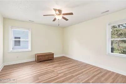1011 Pelican Drive, New Bern, NC 28560 - Photo 14