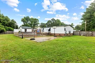 126 Elizabeth Dr E, Hubert, NC 28539 - Photo 40