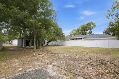 206 E Oak Island Drive, Oak Island, NC 28465 - Photo 4