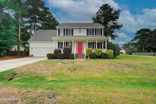 318 Osprey Point Dr, Sneads Ferry, NC 28460 - Photo 2
