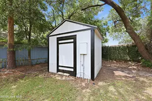 109 Noyes Ave, Morehead City, NC 28557 - Photo 40