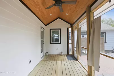 109 Noyes Avenue, Morehead City, NC 28557 - Photo 38