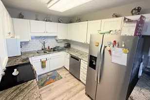 513 Canal Dr, Carolina Beach, NC 28428 - Photo 14