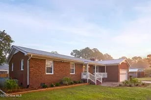685 Edens Ln, Hampstead, NC 28443 - Photo 4