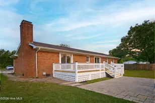 685 Edens Ln, Hampstead, NC 28443 - Photo 6