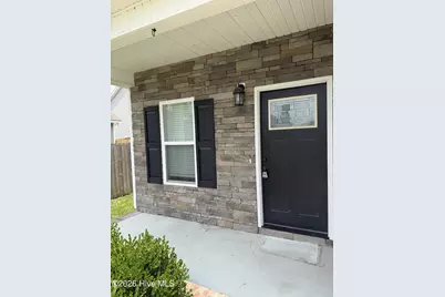 302 E Franck Street, Richlands, NC 28574 - Photo 2