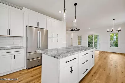 907 Fourth Street S, Carolina Beach, NC 28428 - Photo 6