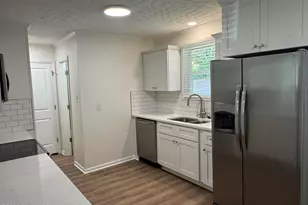 208 Regalwood Dr, Jacksonville, NC 28546 - Photo 4