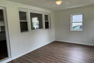 208 Regalwood Dr, Jacksonville, NC 28546 - Photo 2