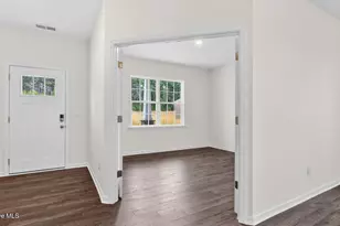 3061 Platinum Cir, West End, NC 27376 - Photo 2