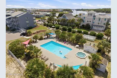 400 Virginia Avenue #305-B, Carolina Beach, NC 28428 - Photo 6