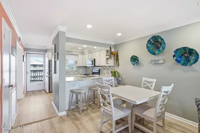 400 Virginia Avenue #305-B, Carolina Beach, NC 28428 - Photo 10