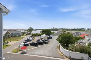 400 Virginia Ave, Carolina Beach, NC 28428 - Photo 4