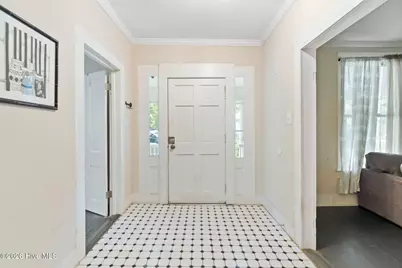 216 Fleming Street, Washington, NC 27889 - Photo 6