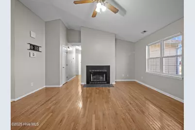 218 Winterberry Court, Jacksonville, NC 28540 - Photo 4