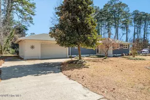 1117 S 1st St, Smithfield, NC 27577 - Photo 6