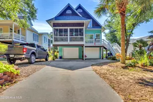 204 NE 60th St, Oak Island, NC 28465 - Photo 2