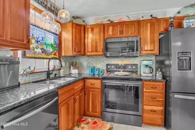 204 NE 60th Street, Oak Island, NC 28465 - Photo 14