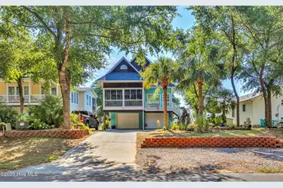 204 NE 60th Street, Oak Island, NC 28465 - Photo 4