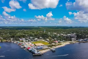 209 W St George St, Southport, NC 28461 - Photo 70