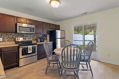 131 Glen Cannon Drive, Jacksonville, NC 28546 - Photo 8