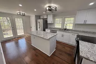 128 Peterson Hill Ave, Burgaw, NC 28425 - Photo 6