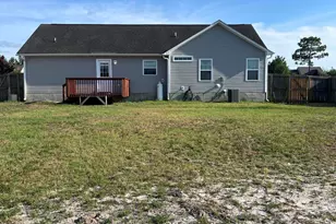 400 Duncan Dr S, Richlands, NC 28574 - Photo 4