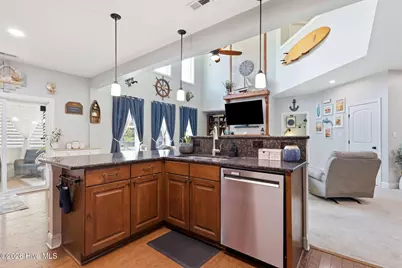 402 Canoe Lane, Swansboro, NC 28584 - Photo 14