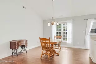 301 Ransom Brook Ct, Beaufort, NC 28516 - Photo 12