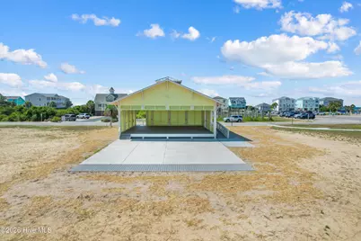 214 Brunswick Avenue W, Holden Beach, NC 28462 - Photo 90