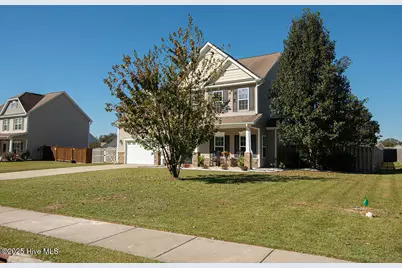 218 Maidstone Drive, Richlands, NC 28574 - Photo 2