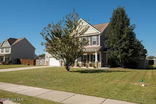 218 Maidstone Dr, Richlands, NC 28574 - Photo 2