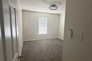 300 Pinegrove Ct, Jacksonville, NC 28546 - Photo 14