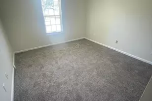 300 Pinegrove Ct, Jacksonville, NC 28546 - Photo 4